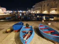 Night-street-south-Italy-town-3