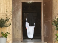 Santa-Maria-di-Leuca.-entrance-to-church.