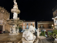 Taormina night square