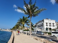 Stonetown centre - near to port